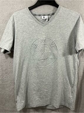 BMW T-Shirt Embedded 3d Emblem V-Neck Short Sleeves Mens Size Medium
